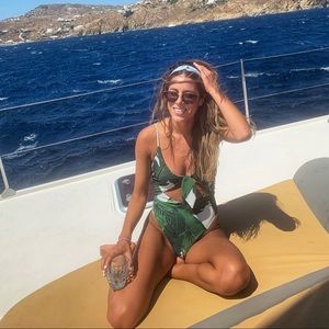 Meet your Posher, Zoë